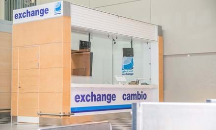 27 Aug 2021 Ankomst Global Exchange Valuta Facade Oliver Kielstrup